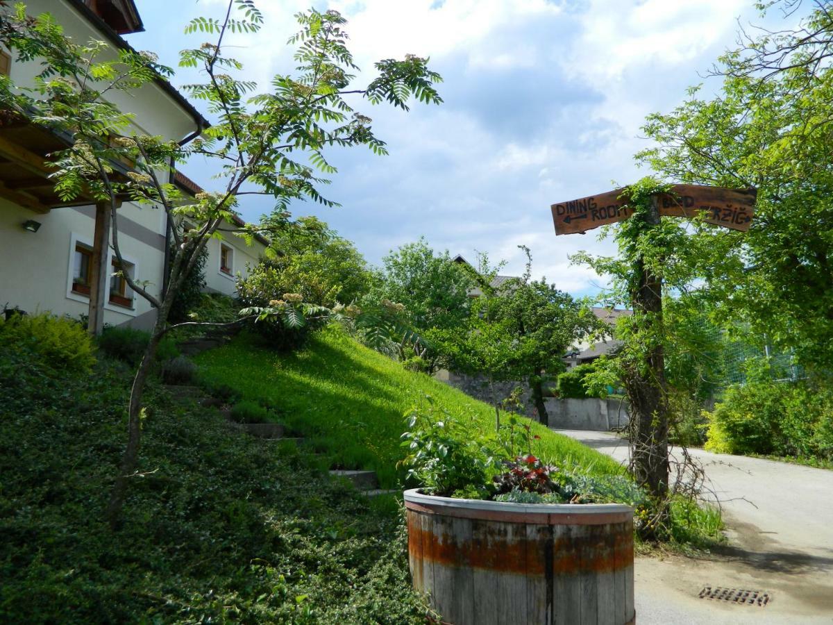 Glamping Organic Farm Slibar Villa Tržič Eksteriør bilde